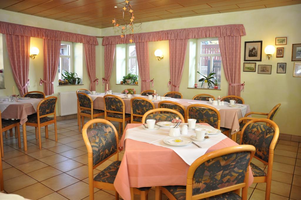 Pension Lindenhof Kromsdorf エクステリア 写真